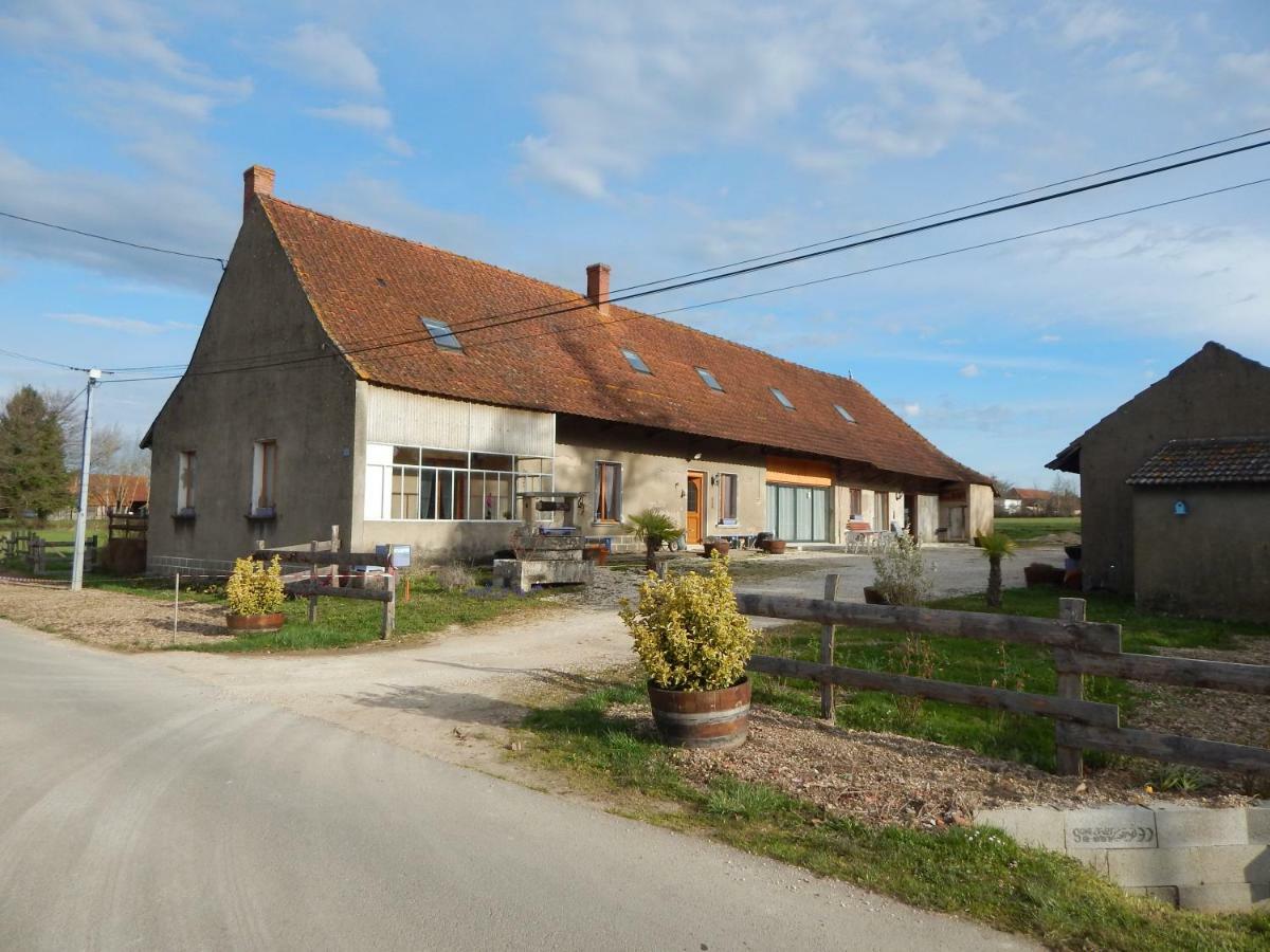 Gite Chez Marcel Et Bea La Chapelle-Saint-Sauveur  Bagian luar foto